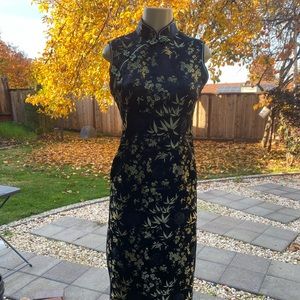 Black & Gold Chinese Evening Dress